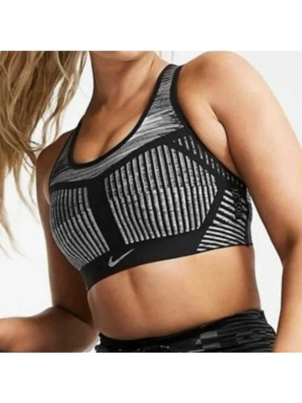 Nike Fe/Nom Flyknit High Support Sports Bra S Black White Non Padded Racerback